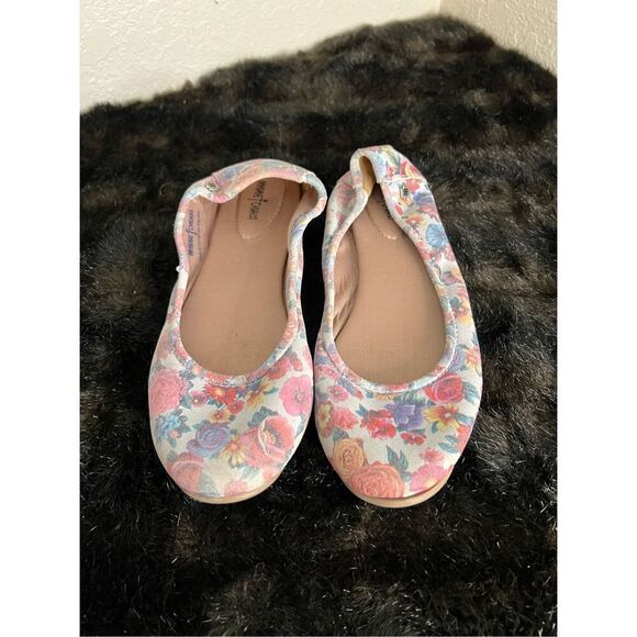 Minnetonka Anna Ballet Flats Shoes Multicolor Floral  Womens 7 - Picture 2 of 6